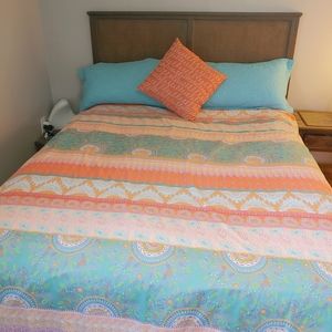 Beautiful Twin Duvet Cover 67"x90" Boho Multi-Color, Zipper close